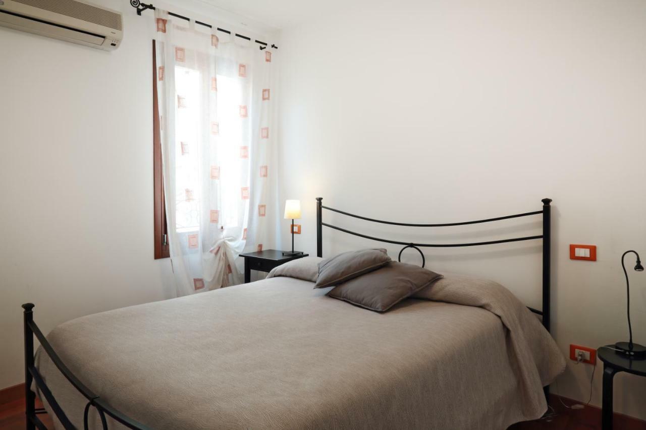 Padovaresidence Apartments - Tra Piazza Delle Erbe E Il Duomo ภายนอก รูปภาพ
